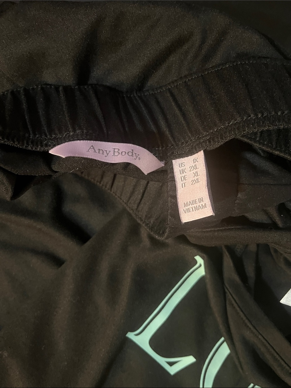LOVE Black Lounge Set with Teal Accents - Picture 10 of 10